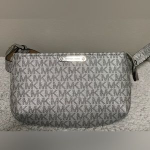 Michael Kors Belt Bag (L/XL size)